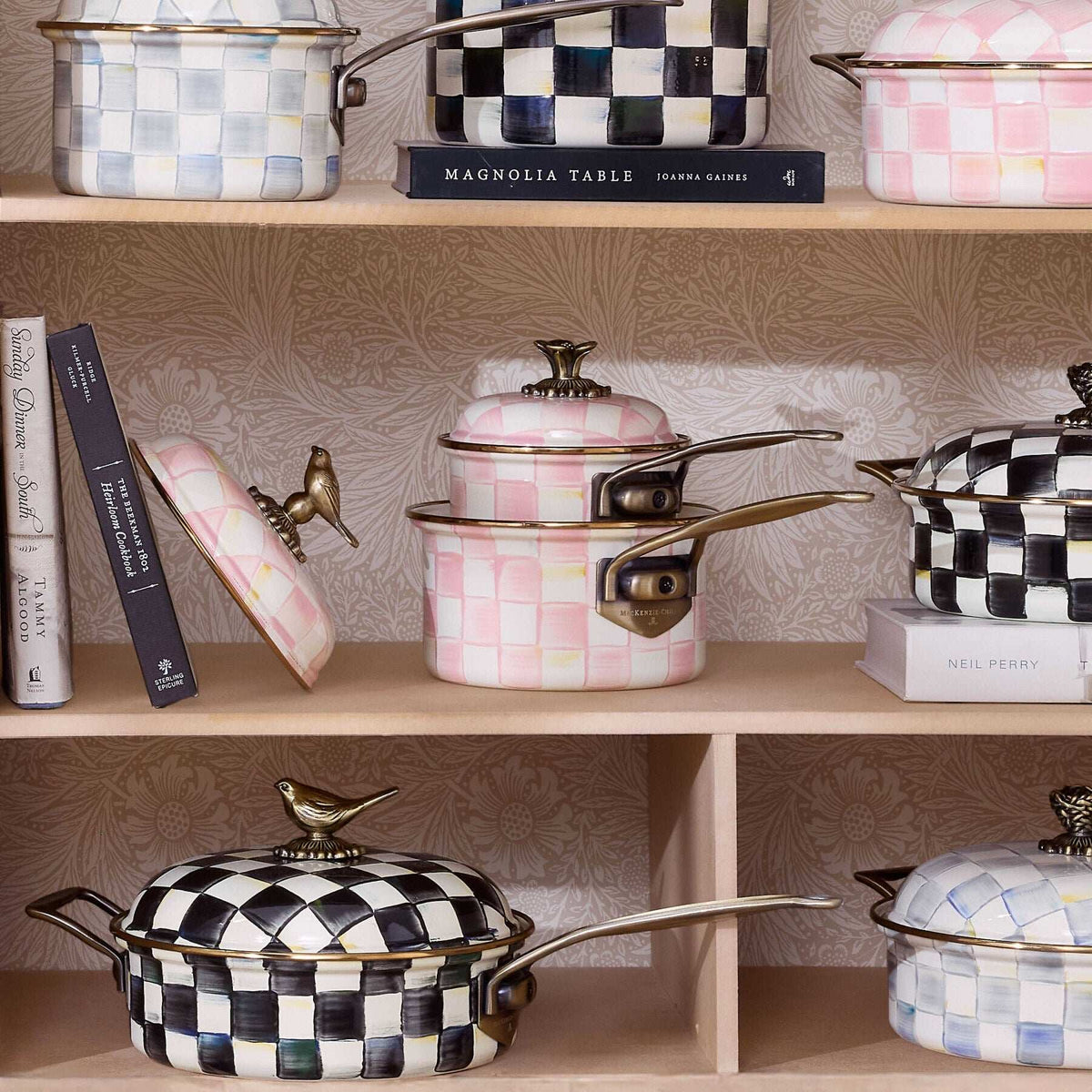 Rosy Check 2.5 Quart Saucepan