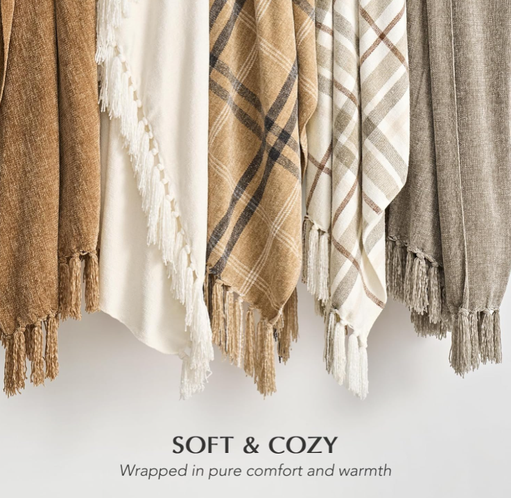 Soft Chenille Throw Blanket 🖤 Cozy Lightweight Woven Knit with Tassels – Stylish All-Season Sofa, Bed & Travel Blanket, Perfect Gift for Home & Holidays