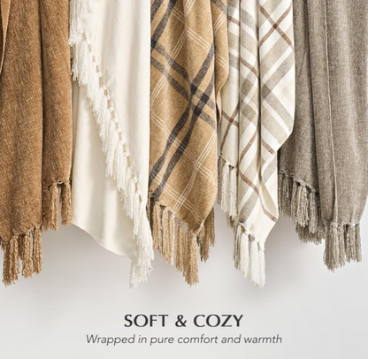 Soft Chenille Throw Blanket 🖤 Cozy Lightweight Woven Knit with Tassels – Stylish All-Season Sofa, Bed & Travel Blanket, Perfect Gift for Home & Holidays