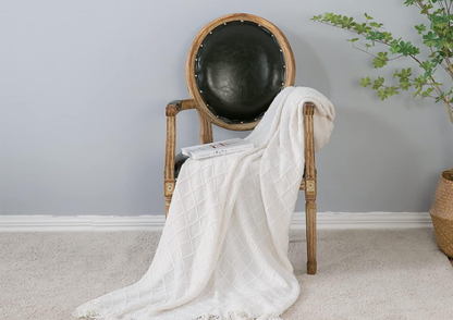 Cozy Knitted Diamond Throw Blanket 🖤 Soft Acrylic All-Season Sofa & Bed Decor with Fringe – Perfect Gift for Home & Holidays