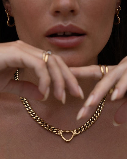 Valentine Necklace - Gold