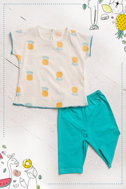 Pineapple girl