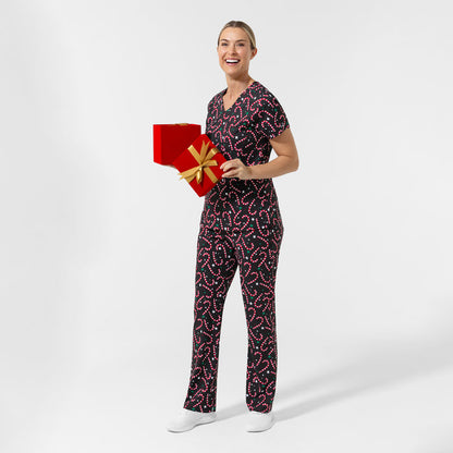 Women's 1-Pocket Tuck-in Print Scrub Top - Christmas Scrub set